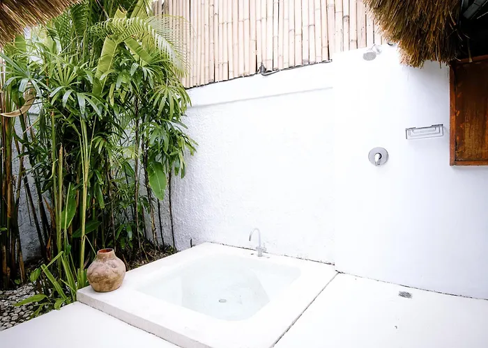 Joy 3* Canggu